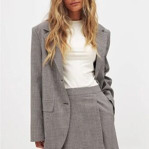 NAKD Checkered Mini Skirt pleated NWT